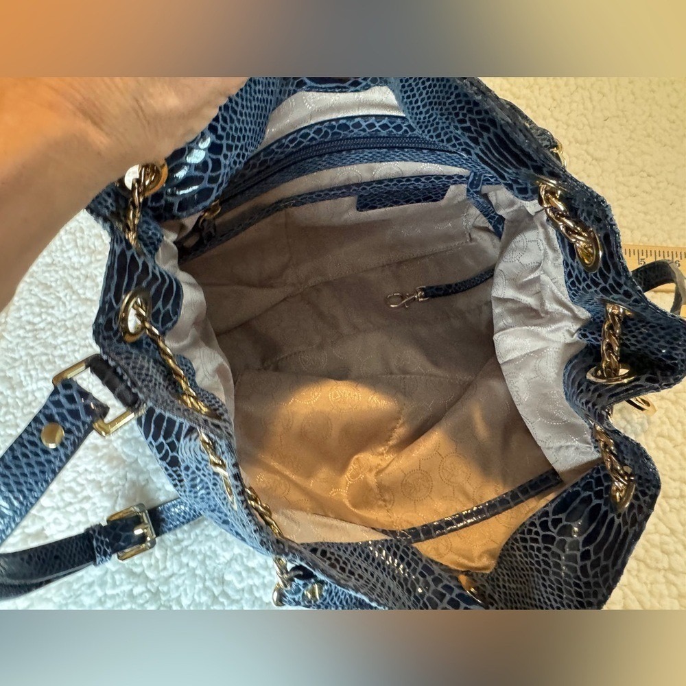 MICHAEL KORS Navy Blue Snakeskin Embossed Leather Shoulder Bag Gold Chain Accent - Picture 10 of 12